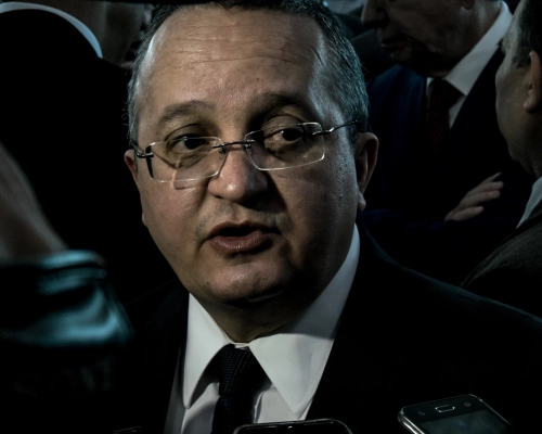 Taques recebe apoio do PT ao Senado e pode ter sindicalista como suplente